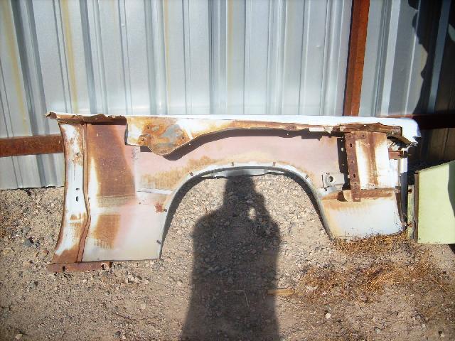 1972 Chrysler Imperial Driver Fender (#980B)