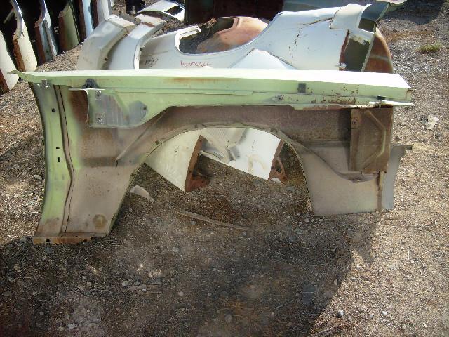 1973 Chrysler Newport driver fender (#979B)