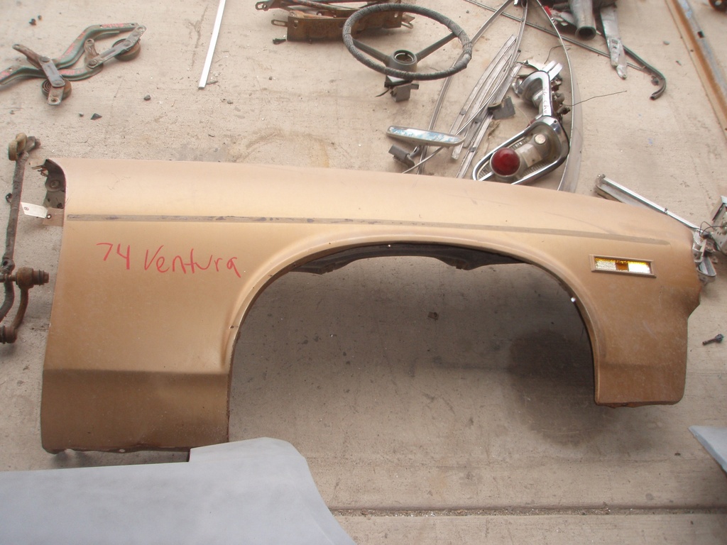 1974 Pontiac Ventura fender (#pvf1)