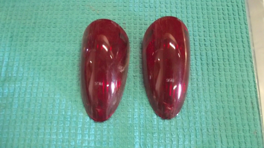 1969 Sunbeam Tail Light Lens (#69SUTL2BE)