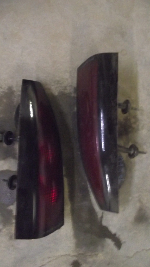 1995 Cadillac Tail Light L/R (#95CATL4DE)