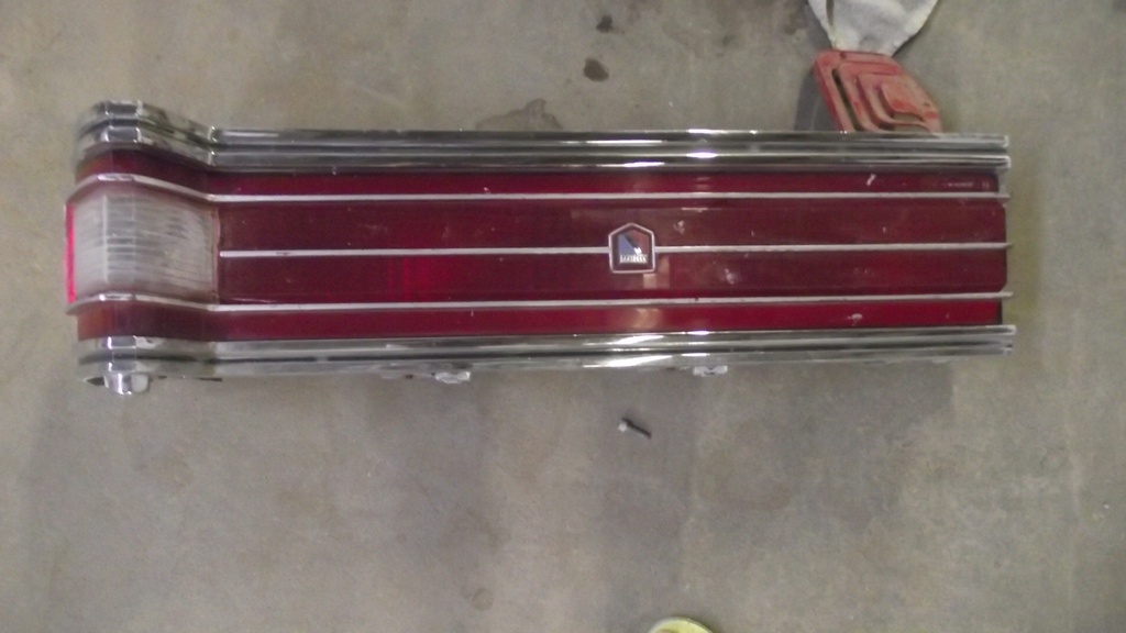 1974 Buick Tail Light (#74BUTL4EE)