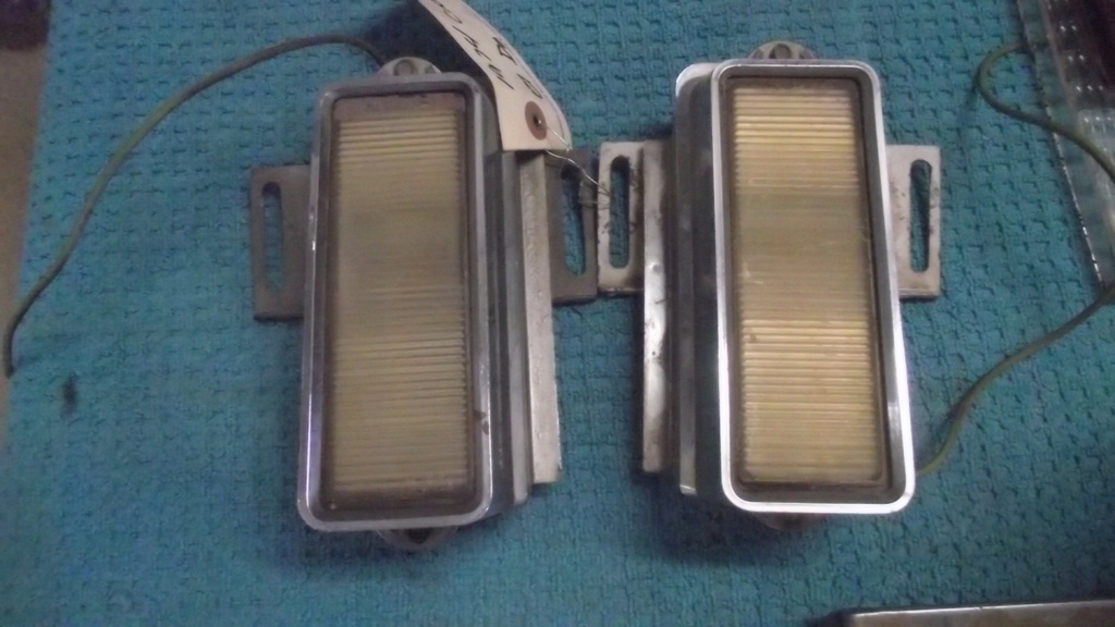 1973 Cadillac Reverse Lights L/R (#73CARL2DE)