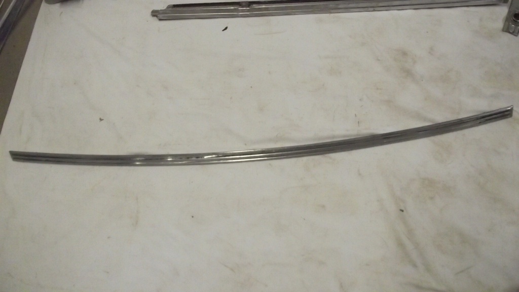 1965 Buick Rear Window Trim (#65BUWT10BE)