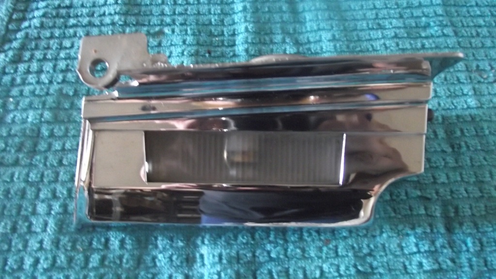 1964 Cadillac License Plate Lamp RH (#64CALL2DE)