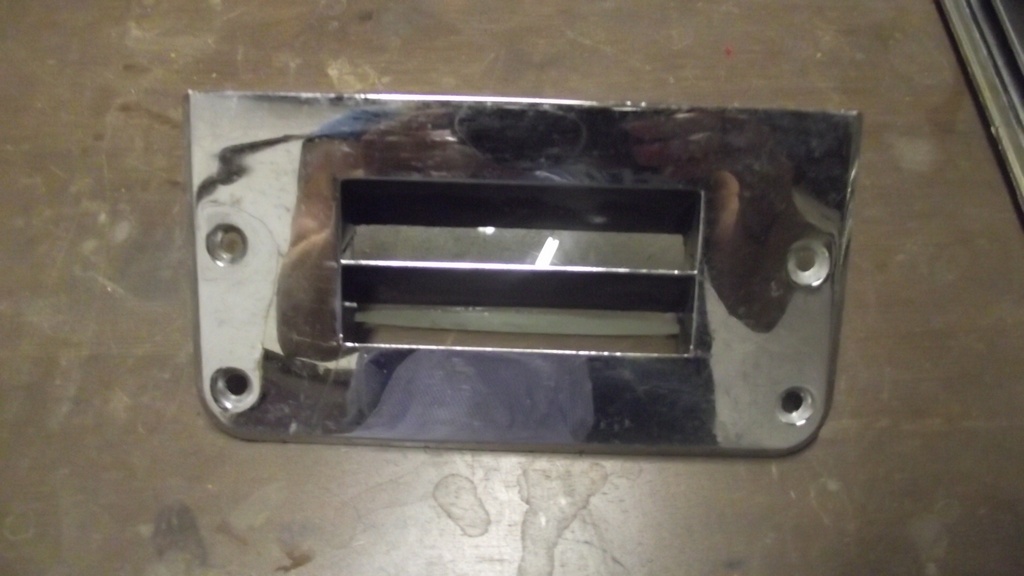 1965 Buick Riviera Vent Bezel (#65BUVBGBE)