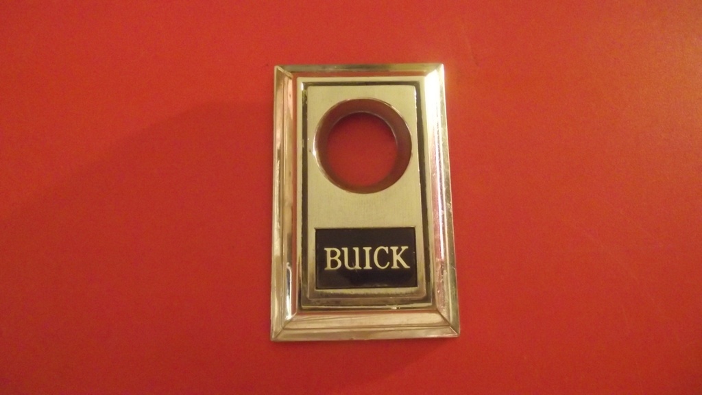 1979 Buick Trunk Lock Emblem (#79BUTE5EE)