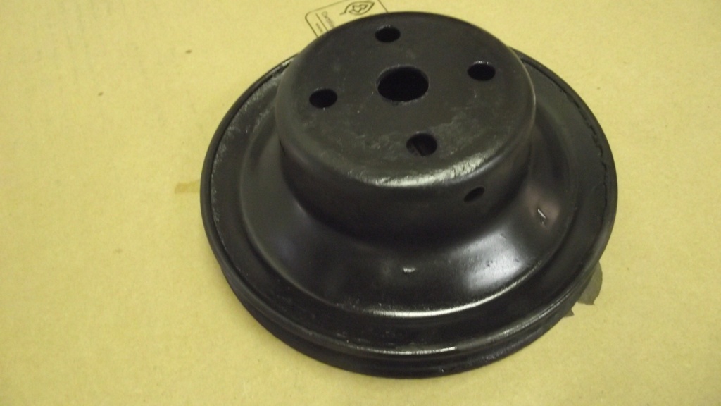 1973 Chevrolet Water Pump Pulley (#73CHWPGBE)