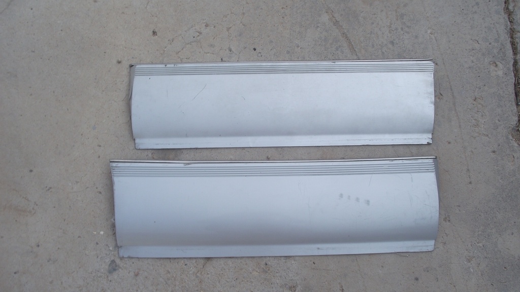 1990 Cadillac Rear Door Molding (#90CADM1GE)