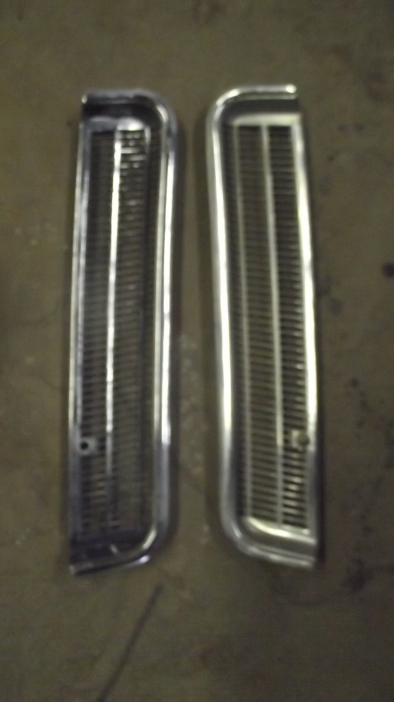 1963 Buick Cowl Vent Grilles RH/LH (#63BUCVGBE)