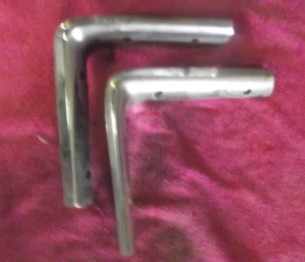 1964 Buick Eyebrow Moulding LH/RH (#64BUEM3CE)