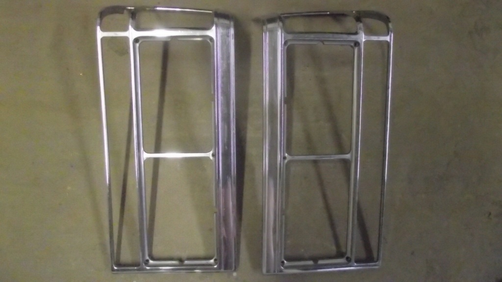 1980 Cadillac Headlight Bezels (#80CAHB3DE)