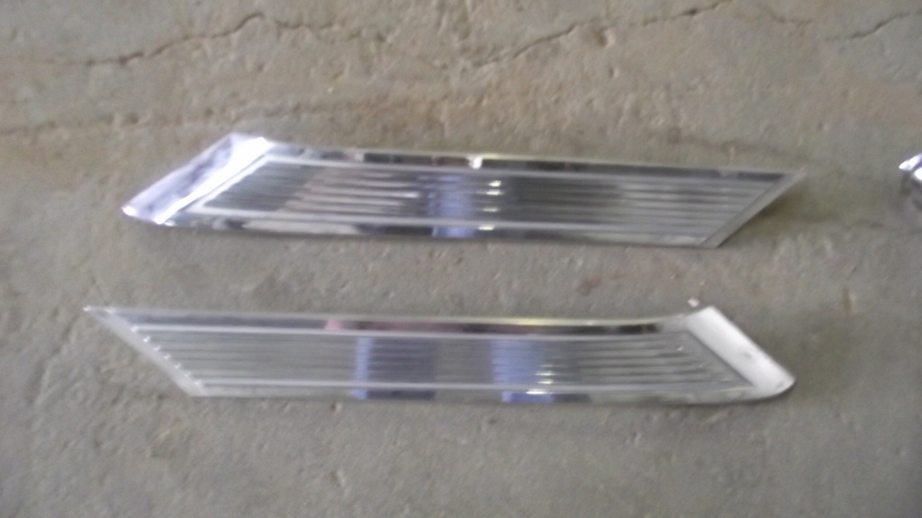 1965 Mercury Comet Sail Panel Trim (#65MEST3FE)