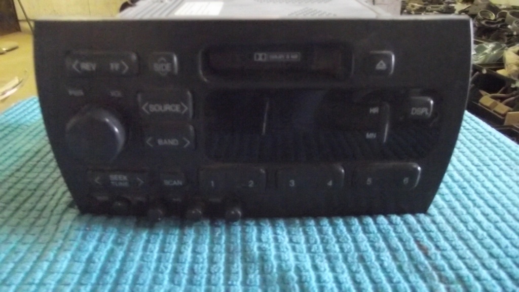 1996-97 Cadillac Deville Radio (#96CARAWBE)