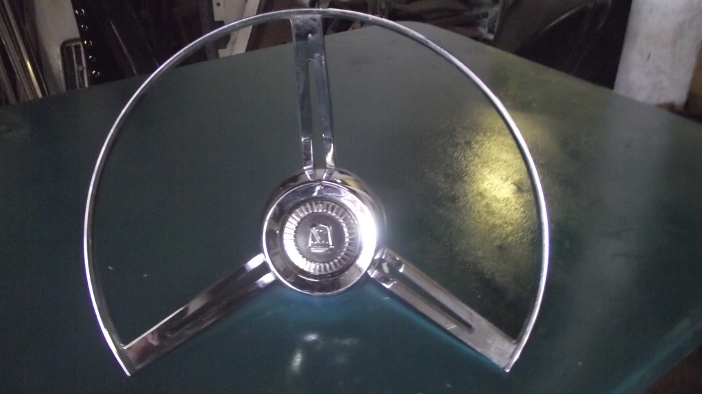 1962 Ford Horn Ring (#62FOHRWBE)