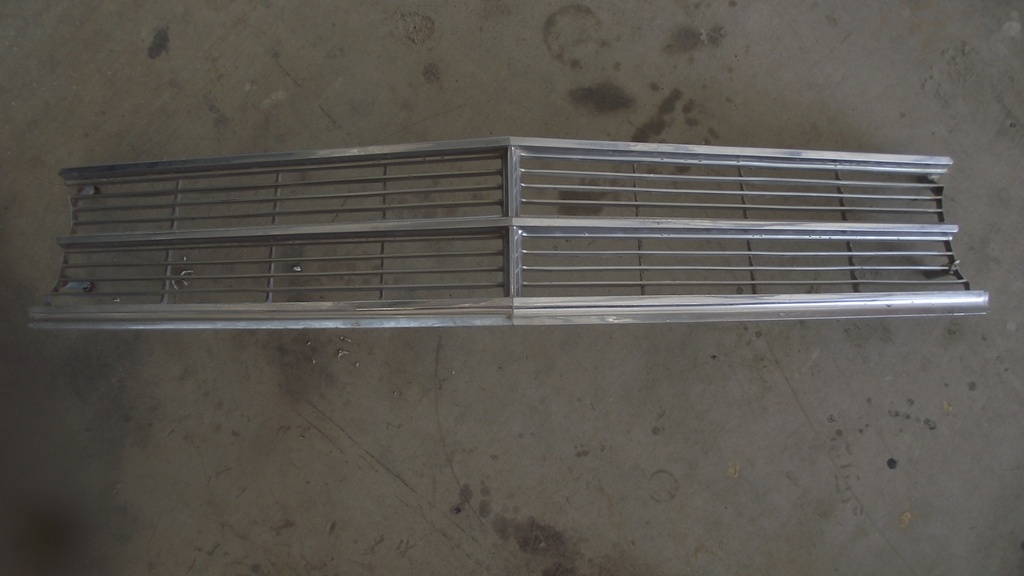 1966 Buick Skylark Grille (#66BUFG2CB)