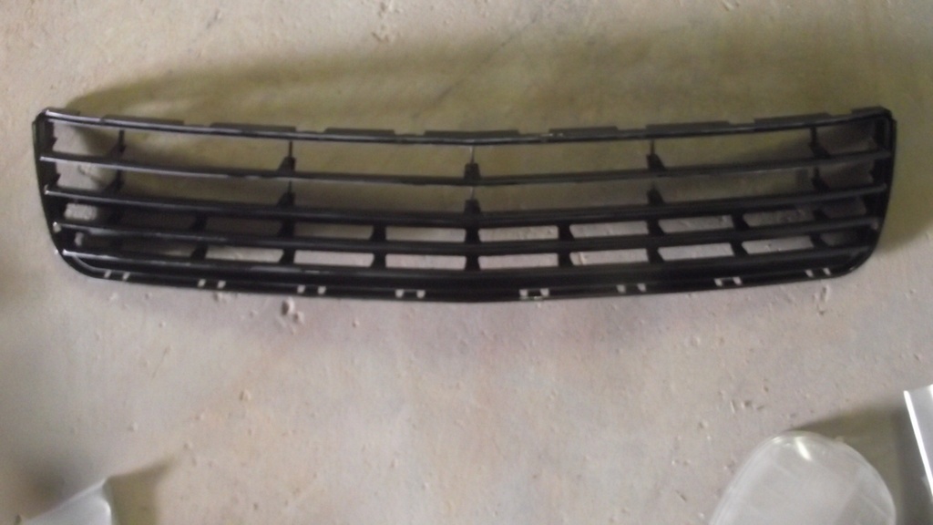 2006-09 Pontiac Torrent Lower Grille (#06POLG1BE)