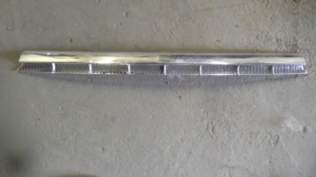 1955 Cadillac Center Cowl Vent Grille (#55CACG3CE)