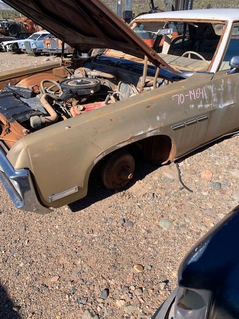 1970 Buick LeSabre Driver Fender (#70BULLF01B)