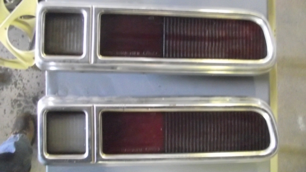 1970-77 Ford Tail Lights (#70FOTL3BE)