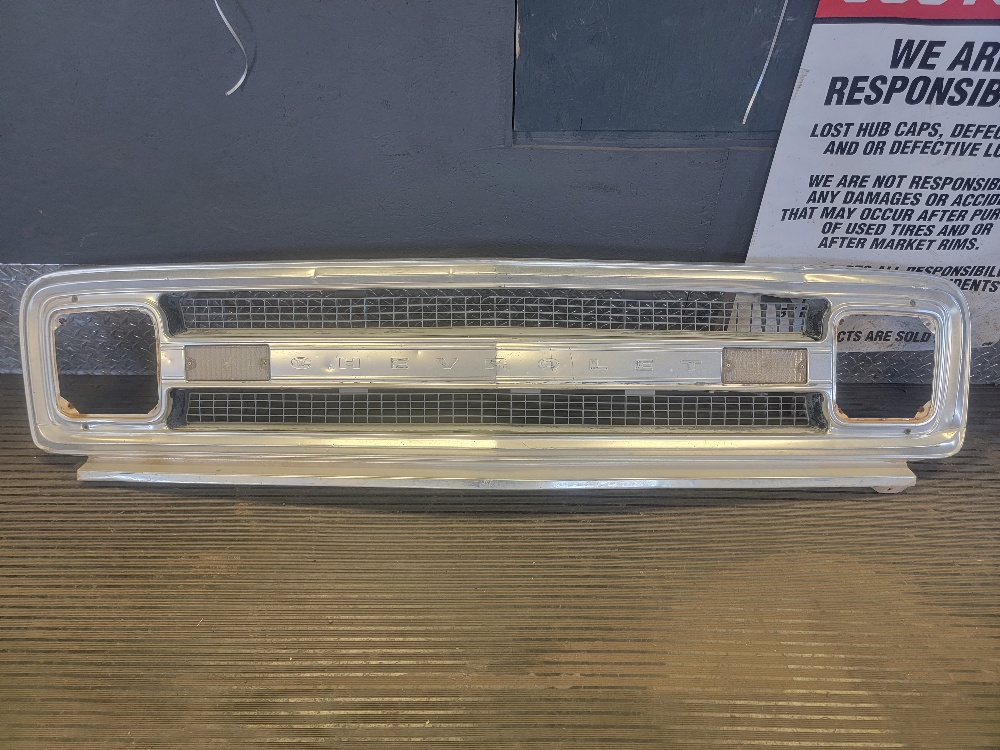 1969 Chevrolet Truck Grill Assemby (#69CHTGD)