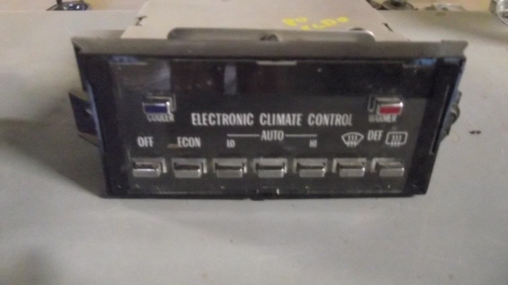 1980 Cadillac Climate Control Module (#80CACCWBE)