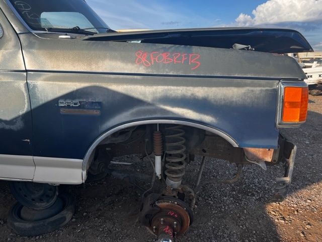 1988 Ford Bronco Passenger Fender (#88FOBRFD)