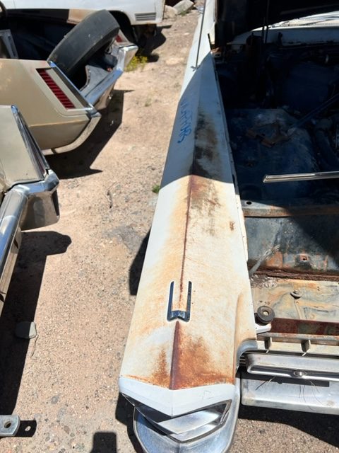 1966 Cadillac Passenger Front Fender (#67CAPF04B)