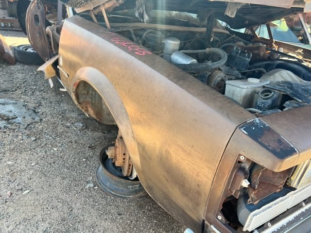 1977 Buick Regal Passenger Fender (#77BURRFB)