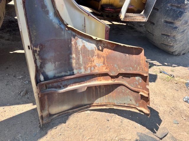 1969 Cadillac Eldorado Driver Fender (#69CAELF51B)