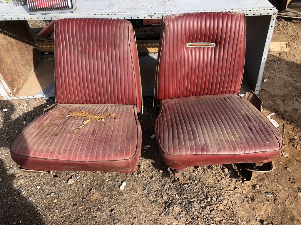 1967 Dodge Coronet 500 Bucket Seats (#67DOBUSEB)