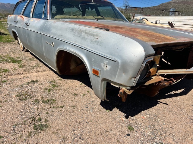 1966 Chevrolet Impala Passenger Fender SHELL (#66CHIPF70B)