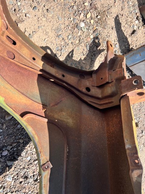 1971 Chevrolet Impala Driver Fender (#71CHIDF82B)