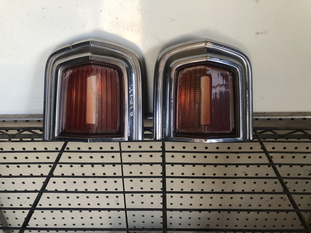 1966 Plymouth Fury Tail Lights (#66PLTALIB)