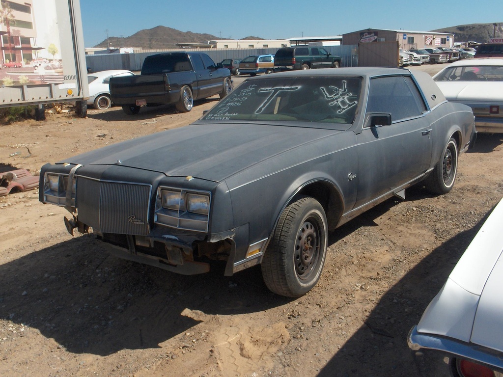 1985 Buick Riviera (#85BU4836C)