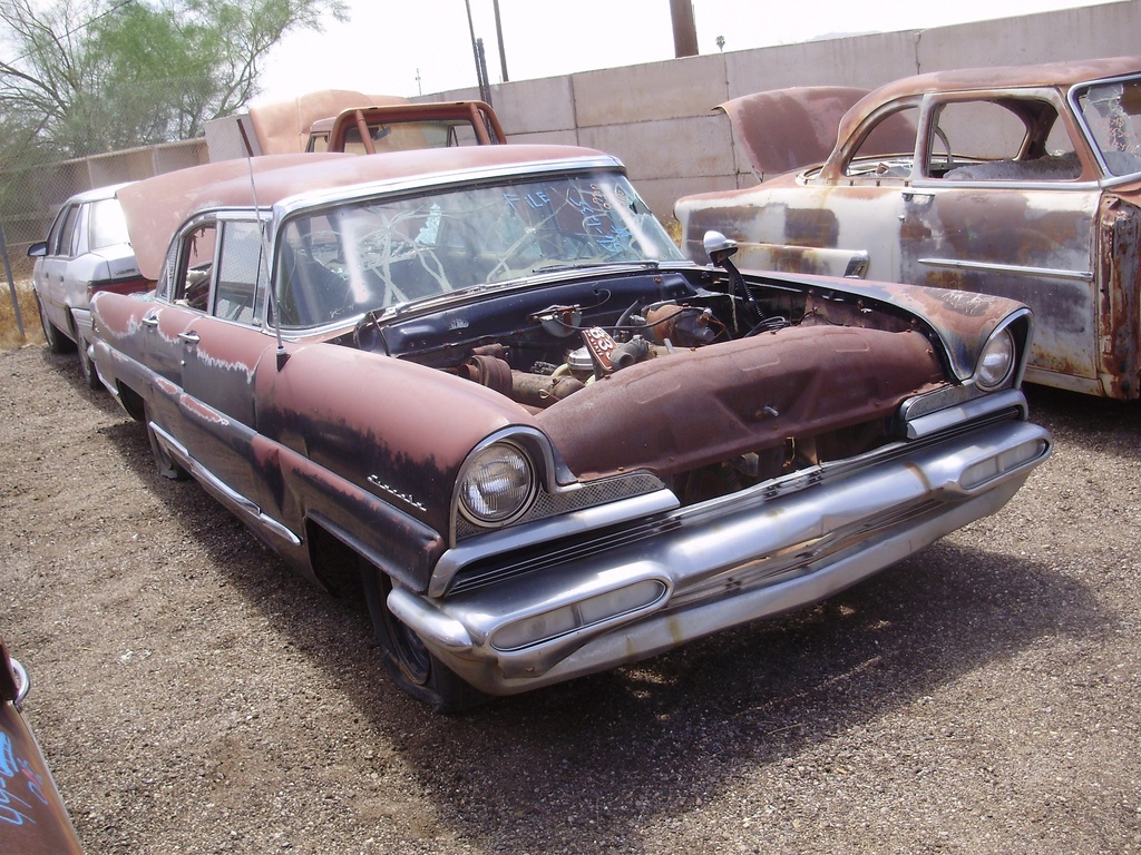 1956 Lincoln Capri (#56LI2351C)