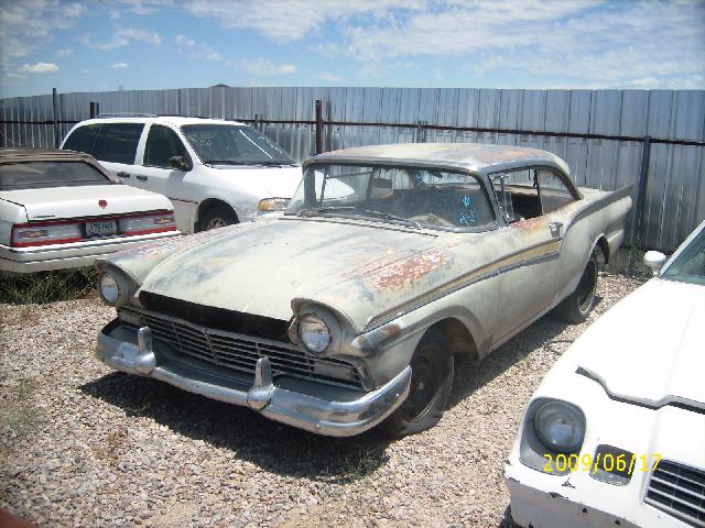 1957 Ford Fairlane (#57FO3623D)