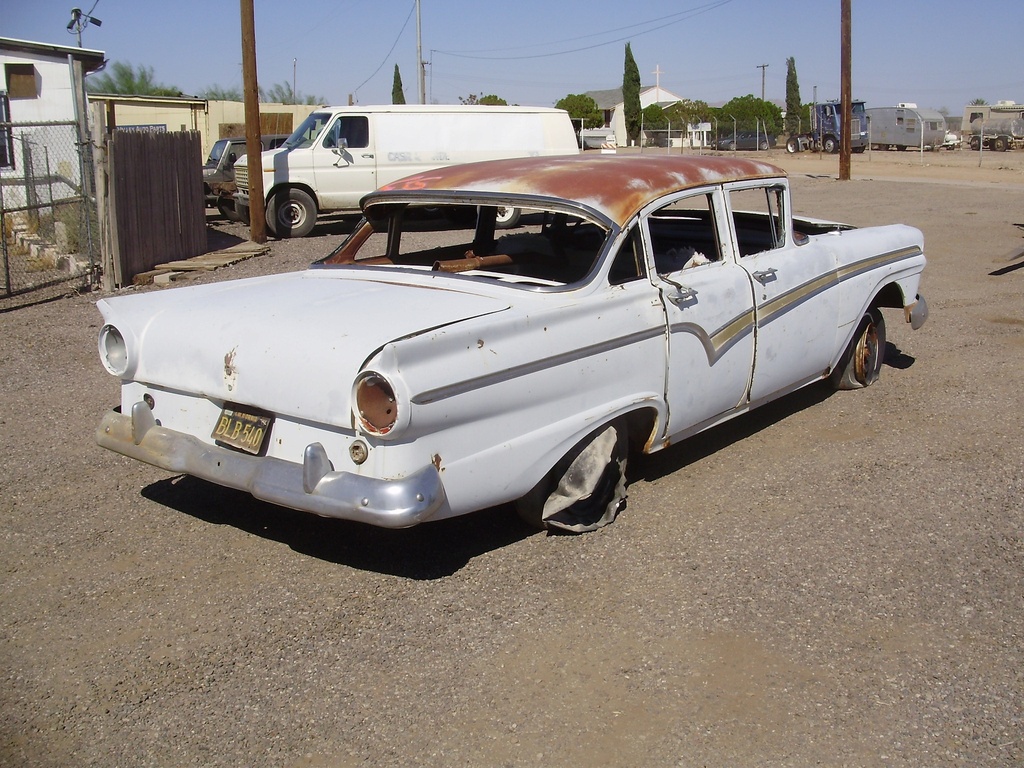 1957 Ford 300 (#57FO4544C)