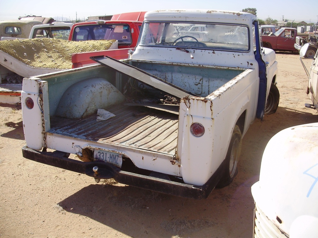 1957 Ford-Truck F 100 (#57FT6199C)