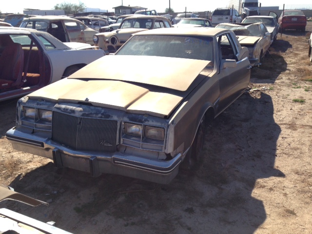 1985 Buick Riviera (#85BU4711C)