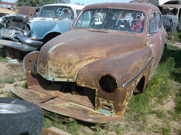 1949 PLYMOTH SPEC-DELUXE ( 49PL6670C)