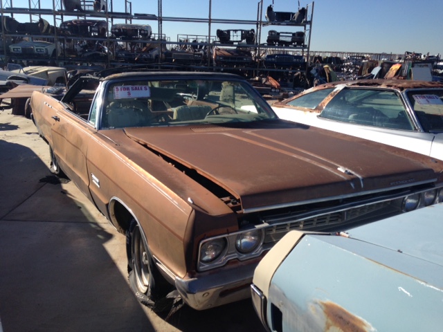 1969 Plymouth Fury III Sport 2dr Convertible (#69PL6818B)