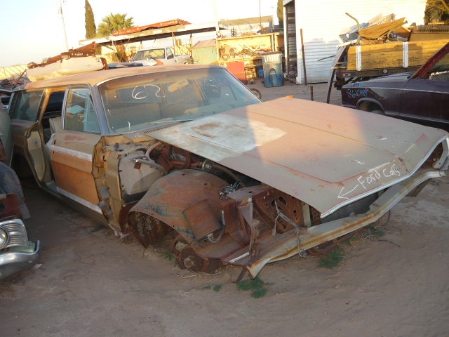 1968 Ford Country Squire (#68FO3952B)