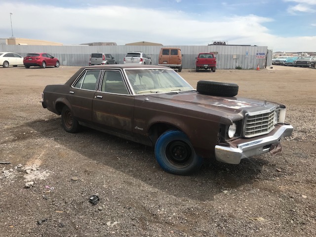 1977 Ford Granada 4 Door Sedan (#7704984B)