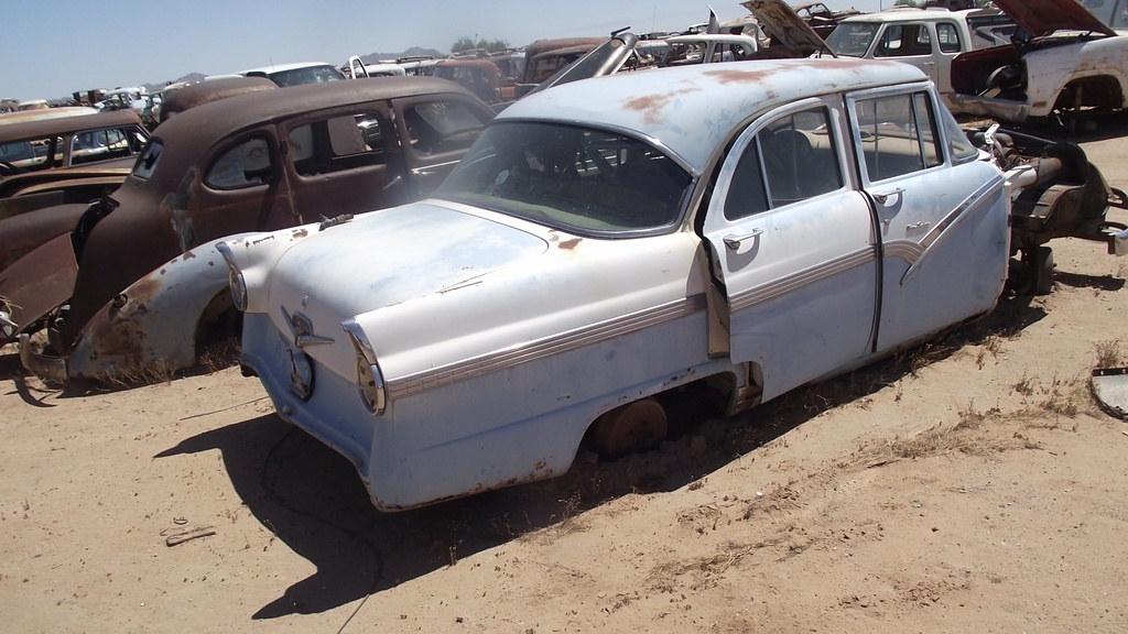 1956 Ford Fairlane (#56FO2714C)