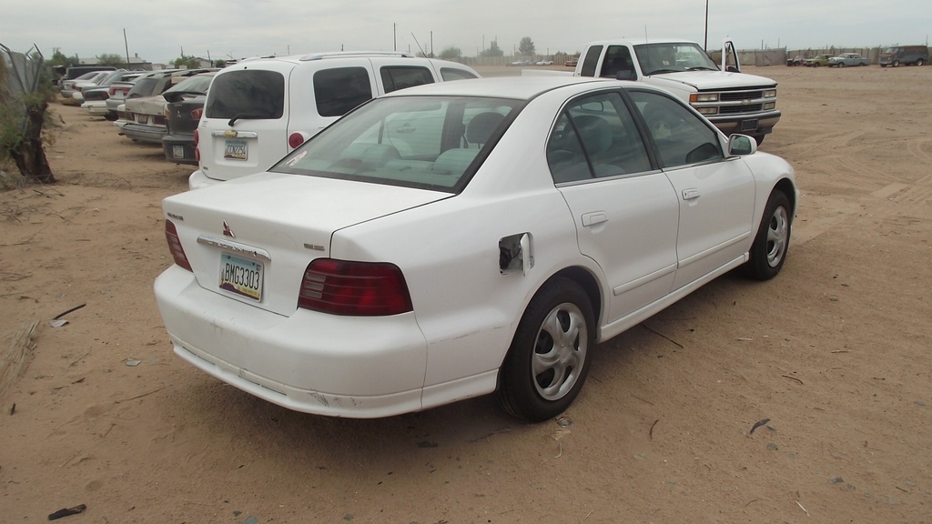 2000 Mitsubishi Galant (#00MI5748E)