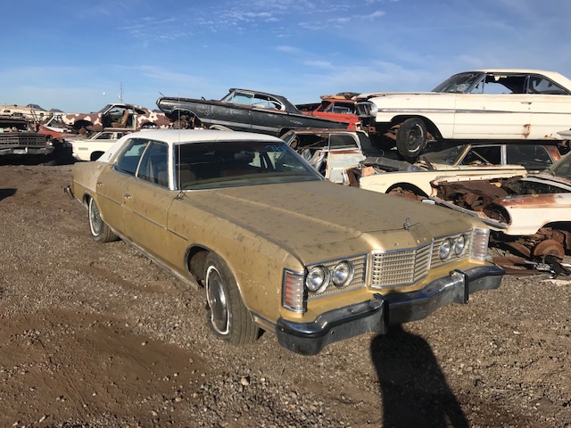 1974 Ford LTD 4 Door Sedan (#74F04089B)