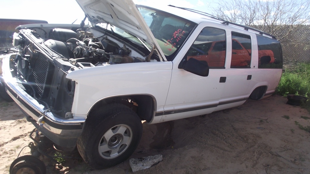 1997 Chevy Suburban (#97CH2550E)