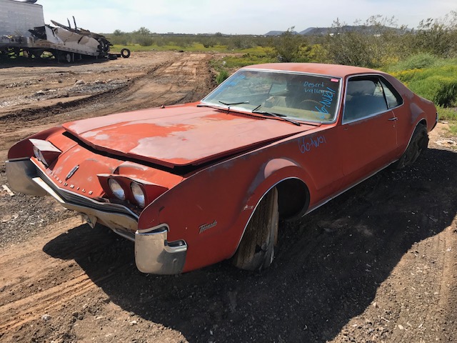 1966 Oldsmobile Toronado 2 Door HT (#660LNB01D)