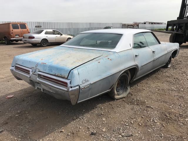 1969 Buick Le Sabre 4 Door HT (#690L0610B)